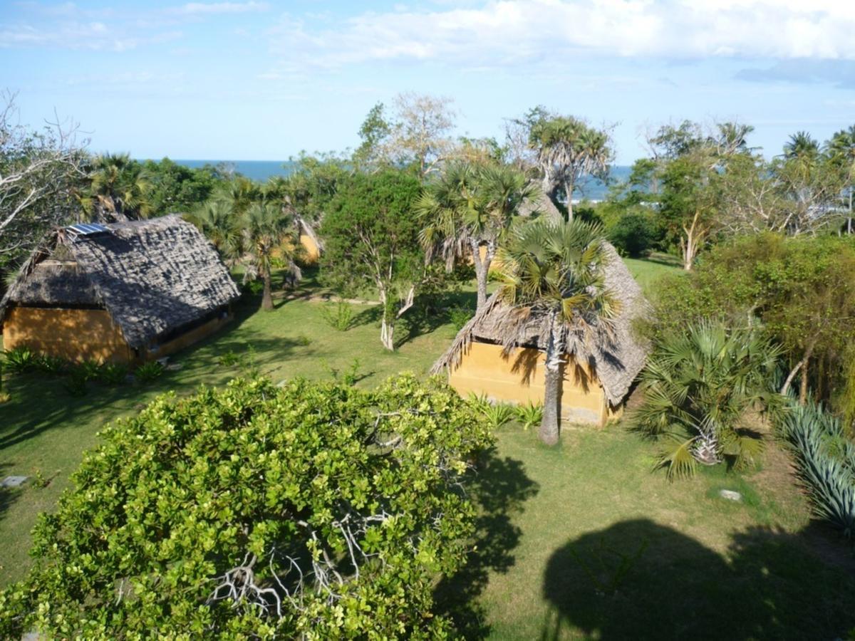 Bahari Pori Resort Pangani エクステリア 写真