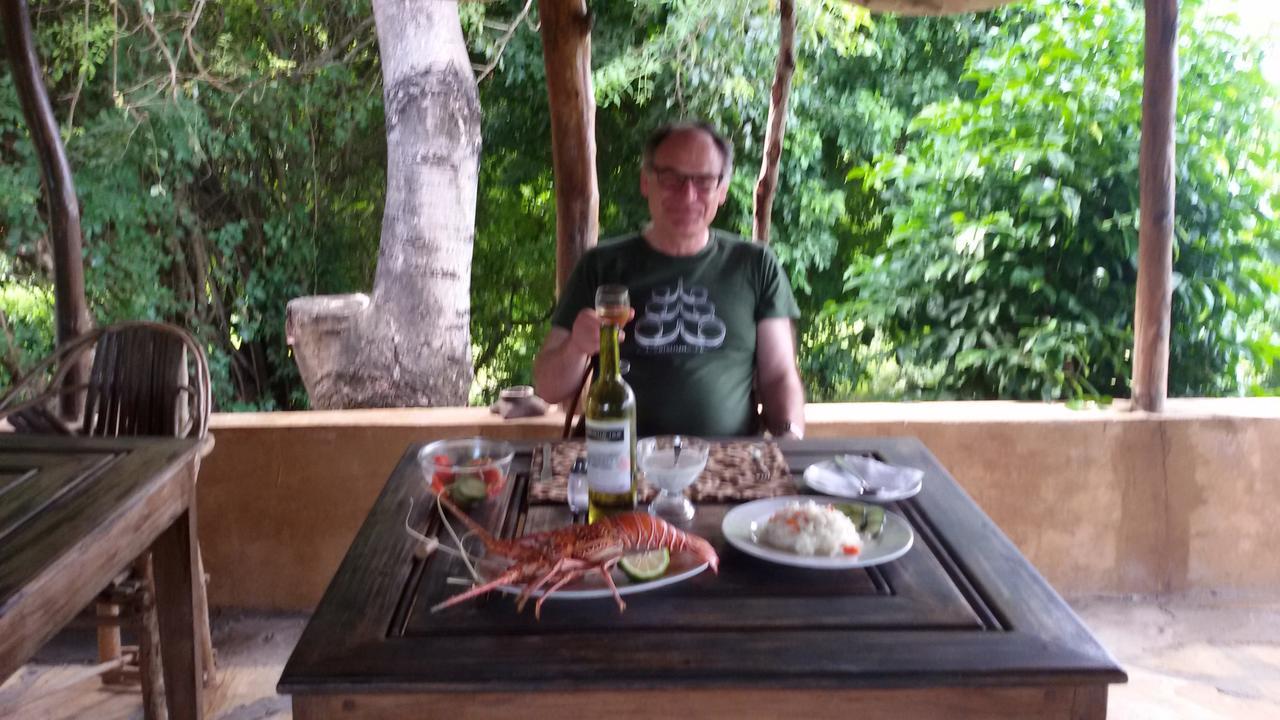 Bahari Pori Resort Pangani エクステリア 写真