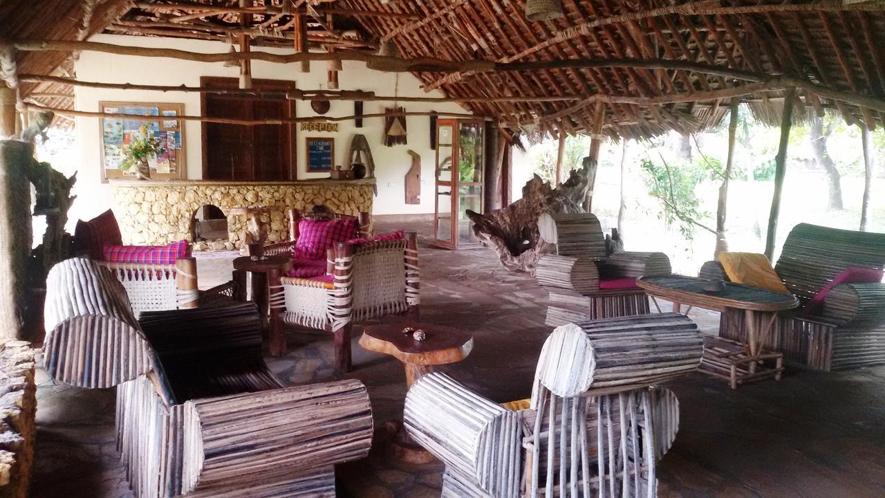 Bahari Pori Resort Pangani エクステリア 写真