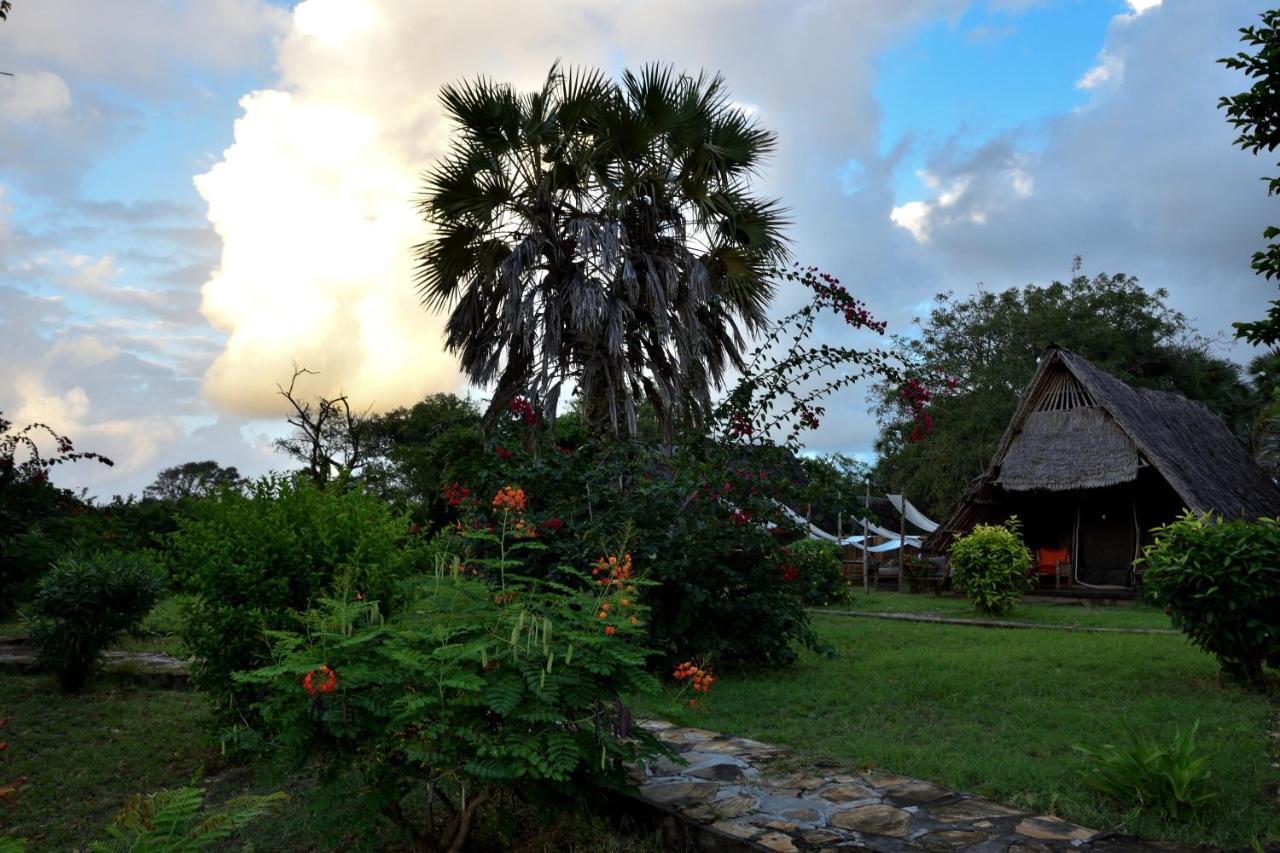 Bahari Pori Resort Pangani エクステリア 写真