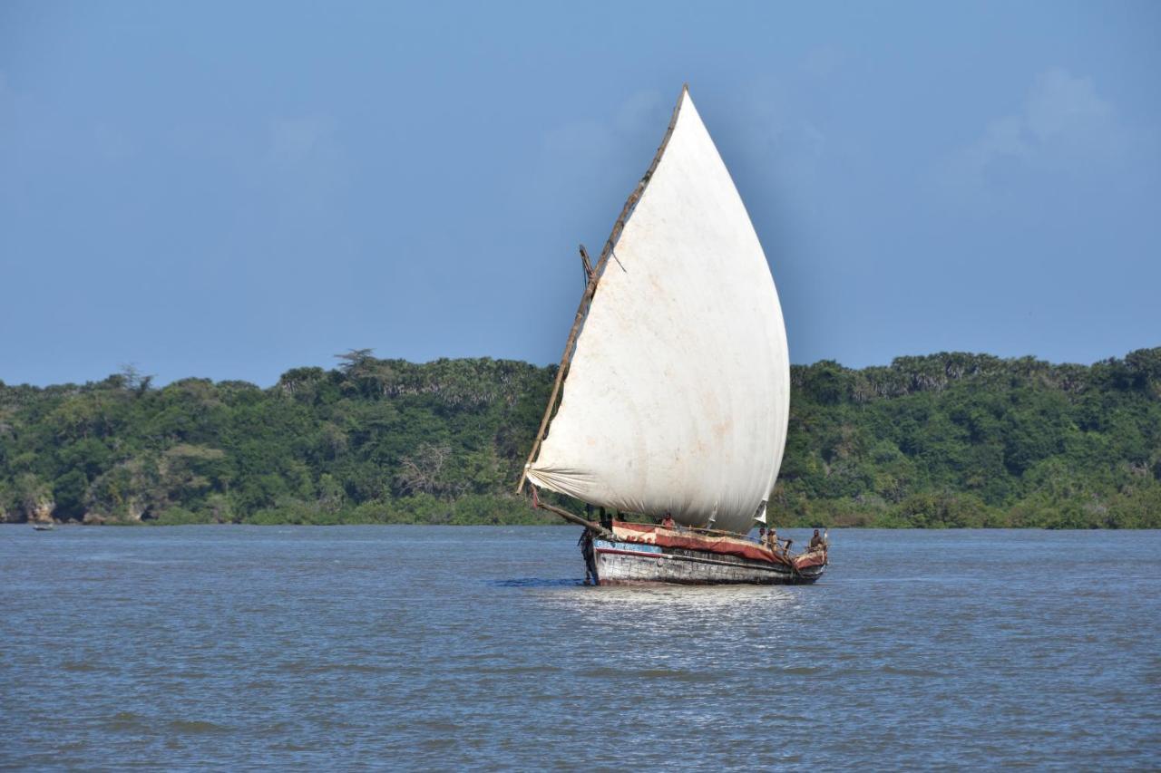 Bahari Pori Resort Pangani エクステリア 写真